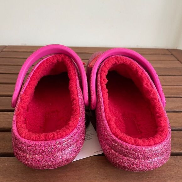 NWT Crocs Classic Lined Valentine's Day 2023 Clog Women Size 9 (208385-6EN) - Picture 8 of 10